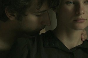 男男gay18✅免费网站